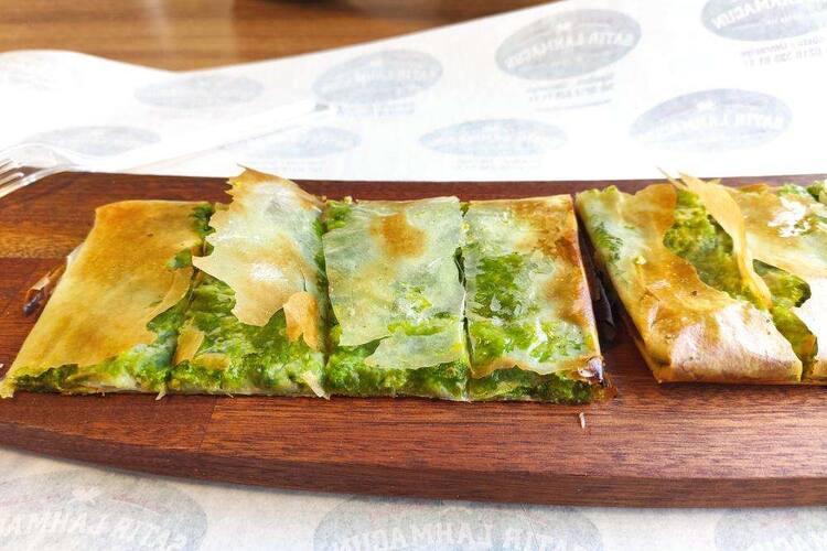 Satir Lahmacun Tepeustu Ihlamurkuyu Istanbul